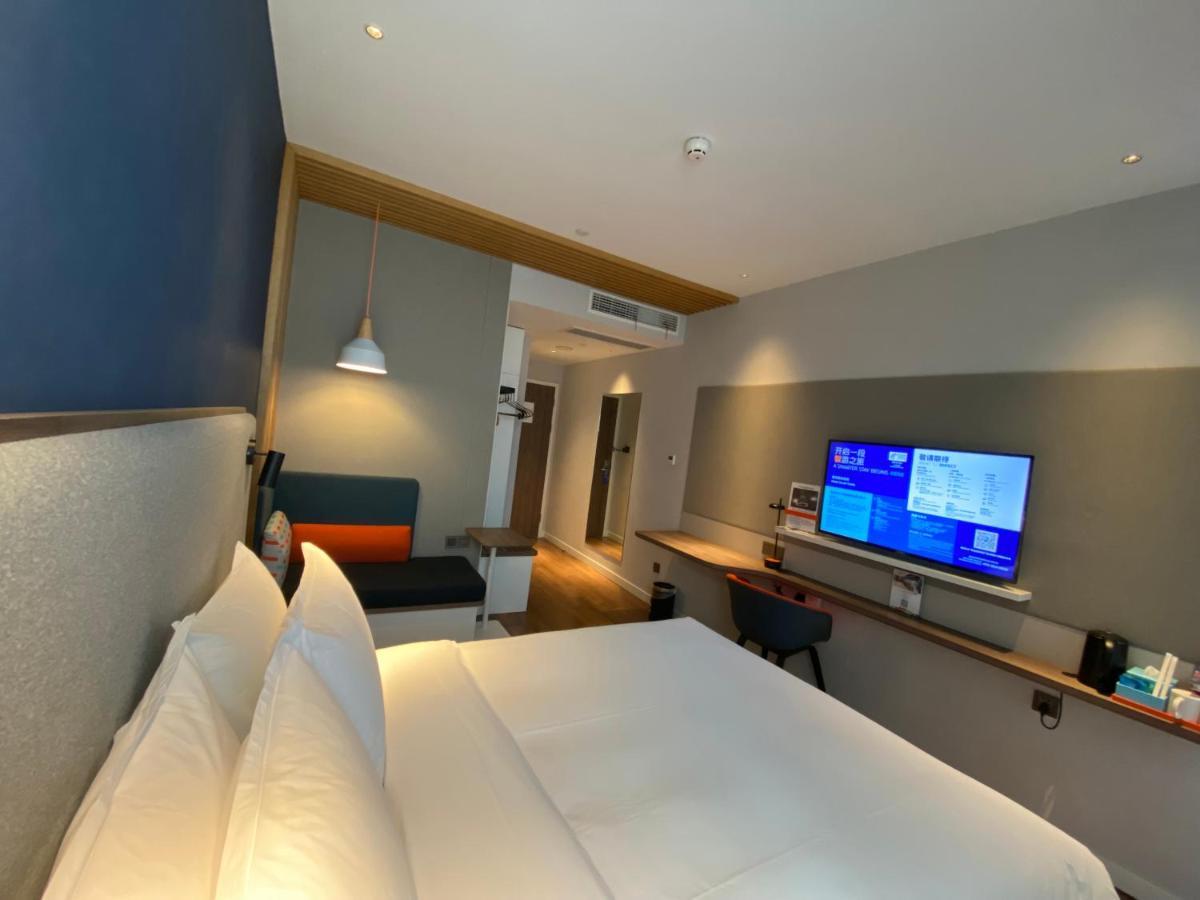 Holiday Inn Express Shanghai Tangzhen By Ihg - 20 Mins To Disney Land Exteriör bild