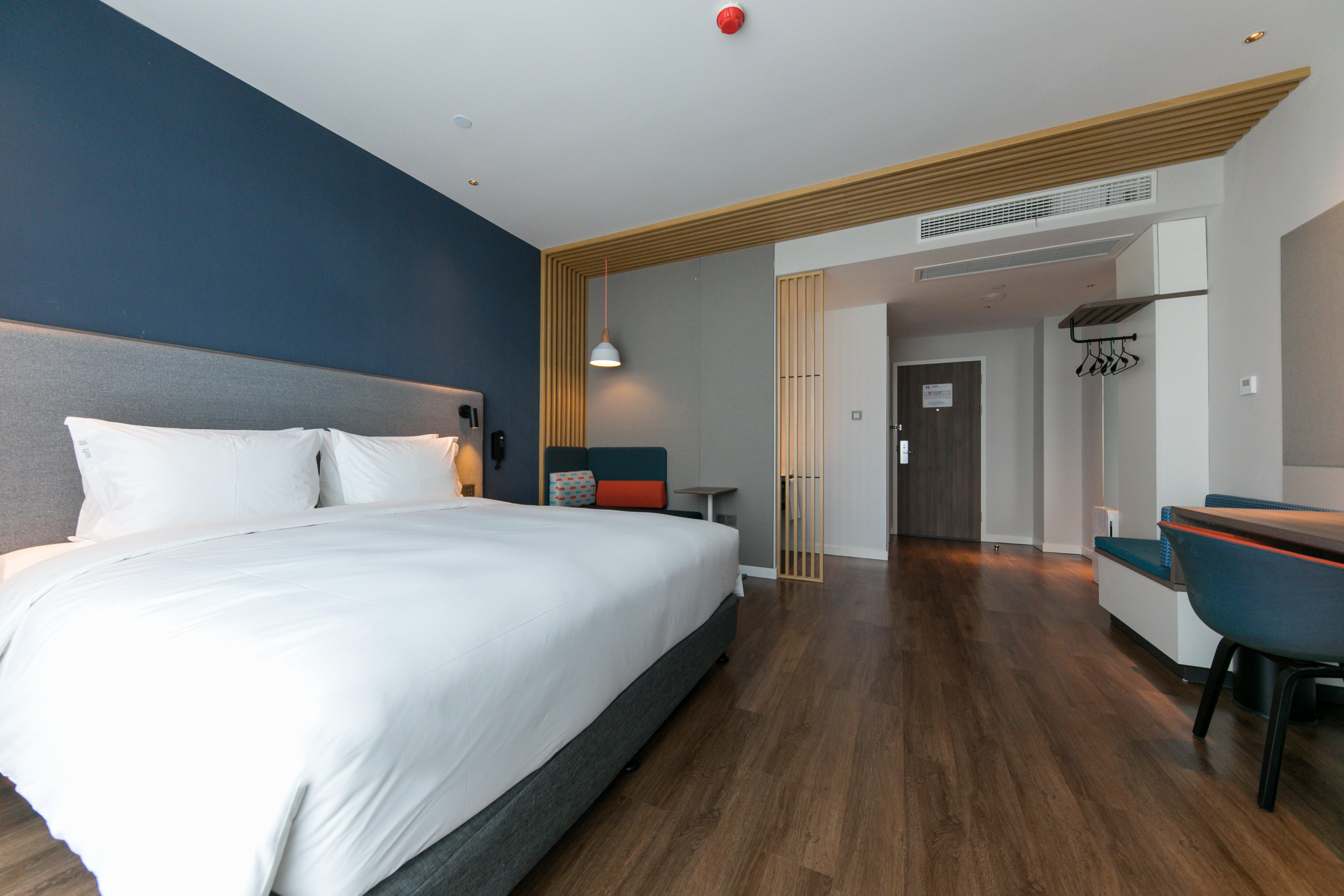 Holiday Inn Express Shanghai Tangzhen By Ihg - 20 Mins To Disney Land Exteriör bild
