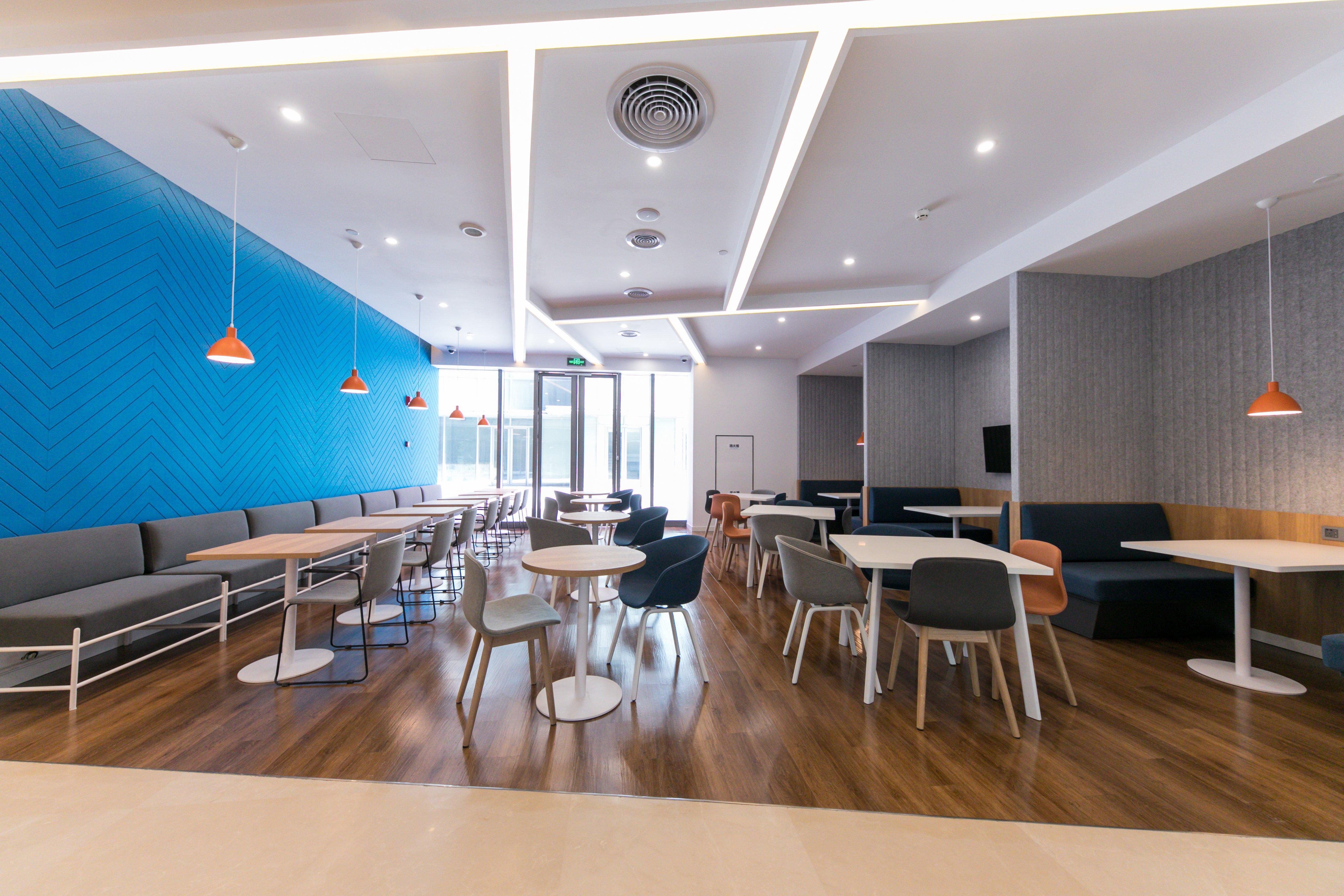 Holiday Inn Express Shanghai Tangzhen By Ihg - 20 Mins To Disney Land Exteriör bild