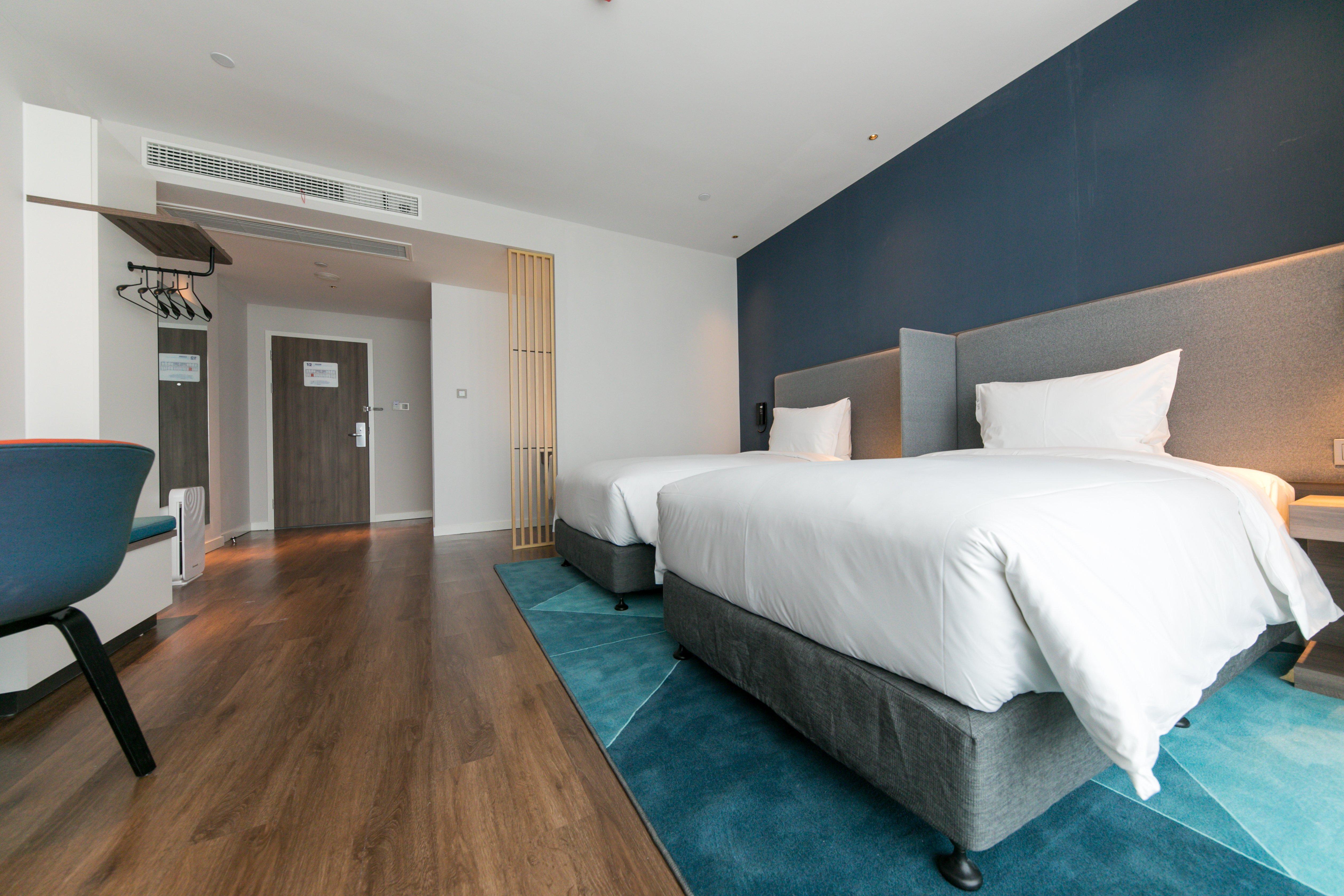 Holiday Inn Express Shanghai Tangzhen By Ihg - 20 Mins To Disney Land Exteriör bild