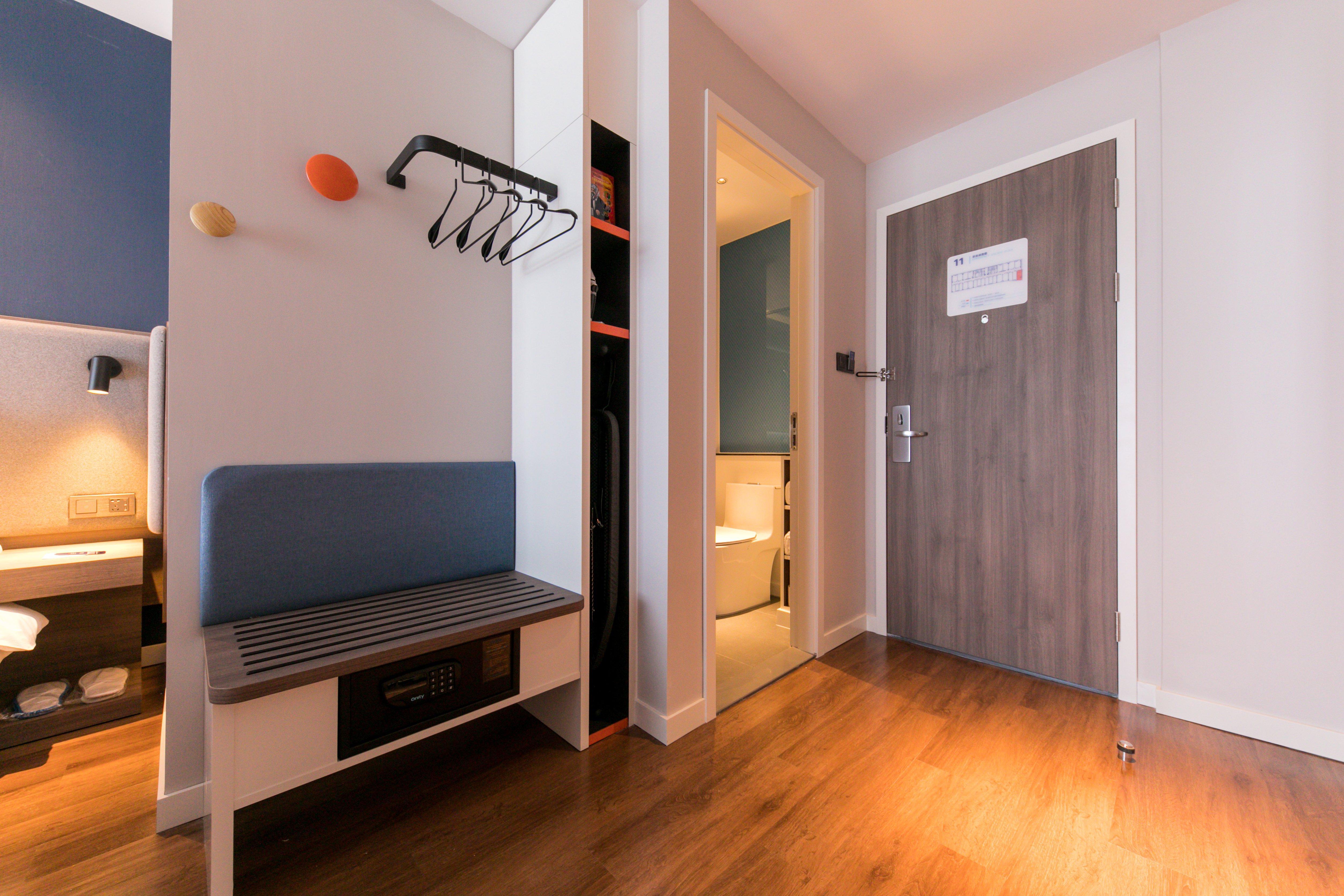 Holiday Inn Express Shanghai Tangzhen By Ihg - 20 Mins To Disney Land Exteriör bild