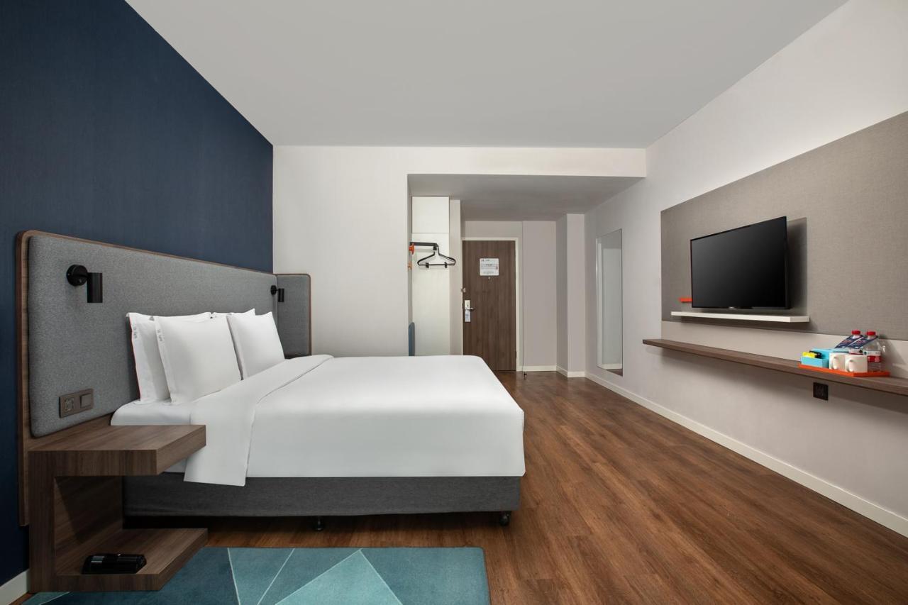 Holiday Inn Express Shanghai Tangzhen By Ihg - 20 Mins To Disney Land Exteriör bild